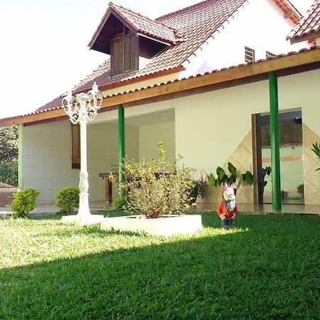 Pousada Sao Judas Tadeu Guaratinguetá Esterno foto